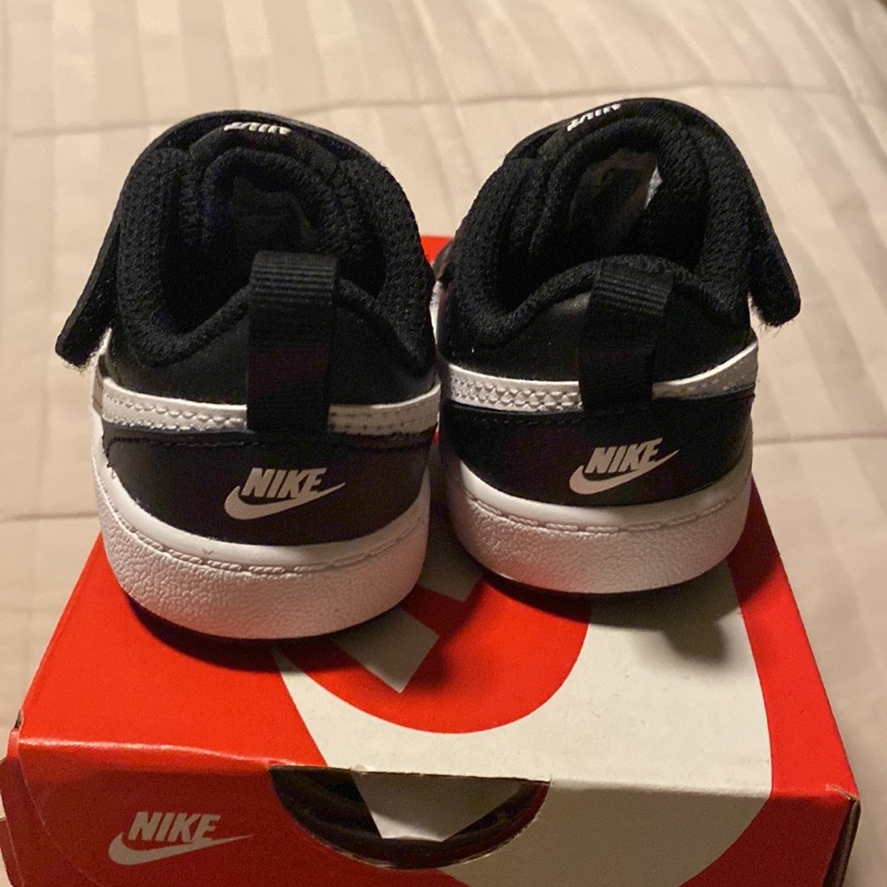 Nike | NWB Baby / Toddler Nike Shoes - Picture 6 of 9